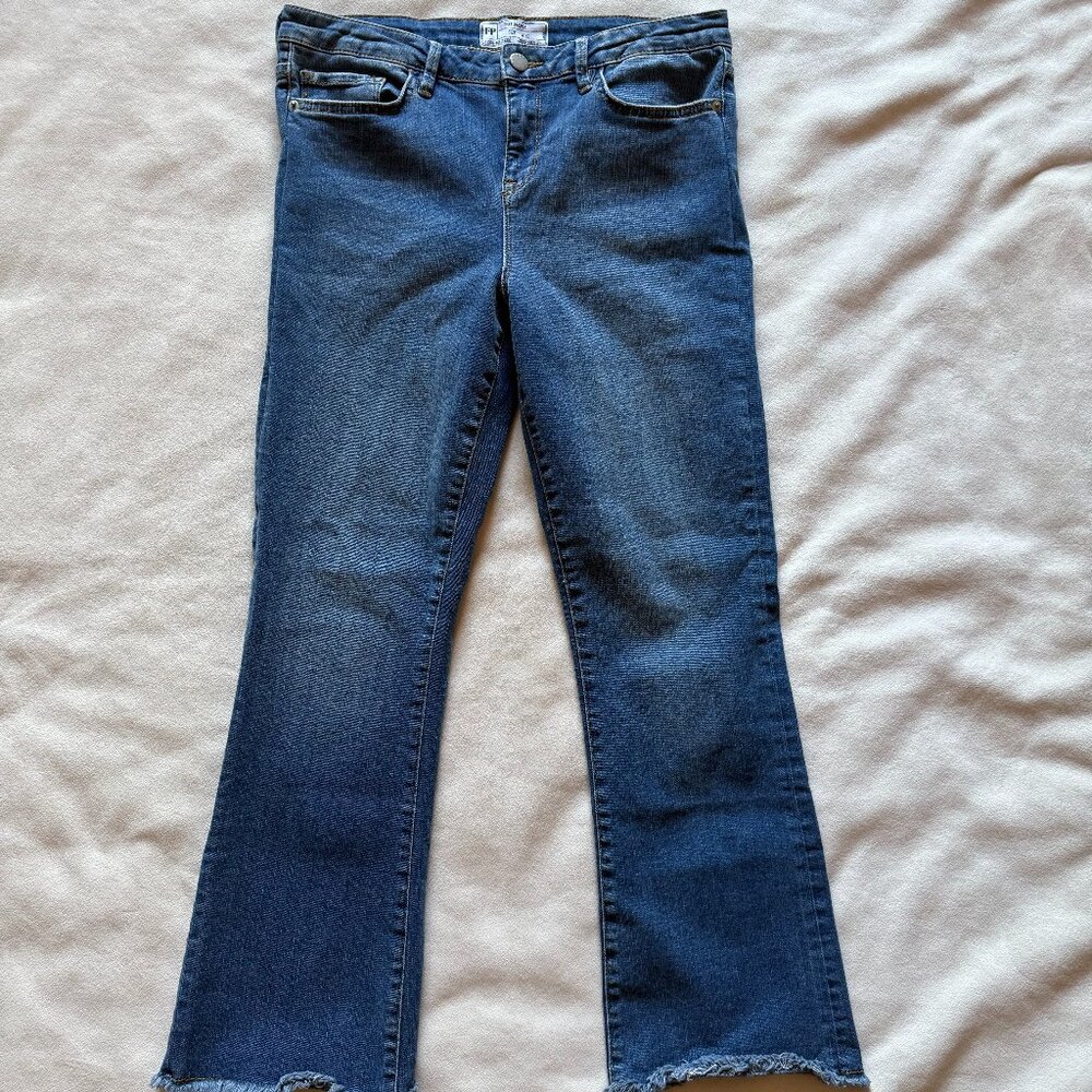 Free People Women’s Jeans Size 30 Medium Wash Bootcut Fringe Denim | GUC